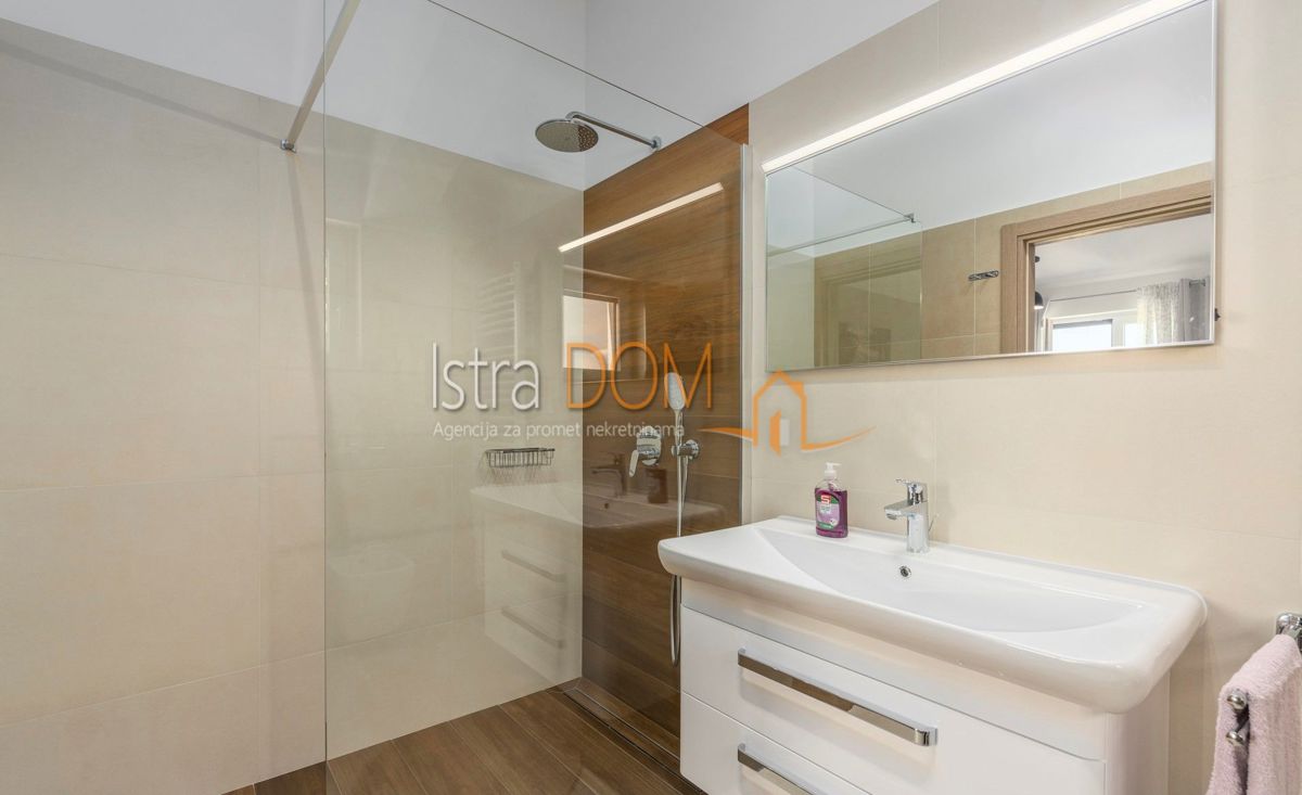 Casa Marčana, 180m2