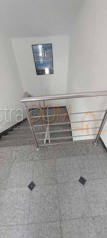 Casa Veli vrh, Pula, 200m2