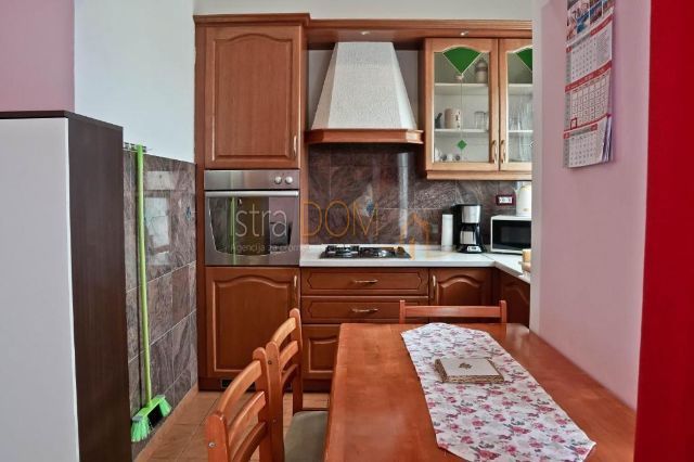 Casa Veli vrh, Pula, 200m2