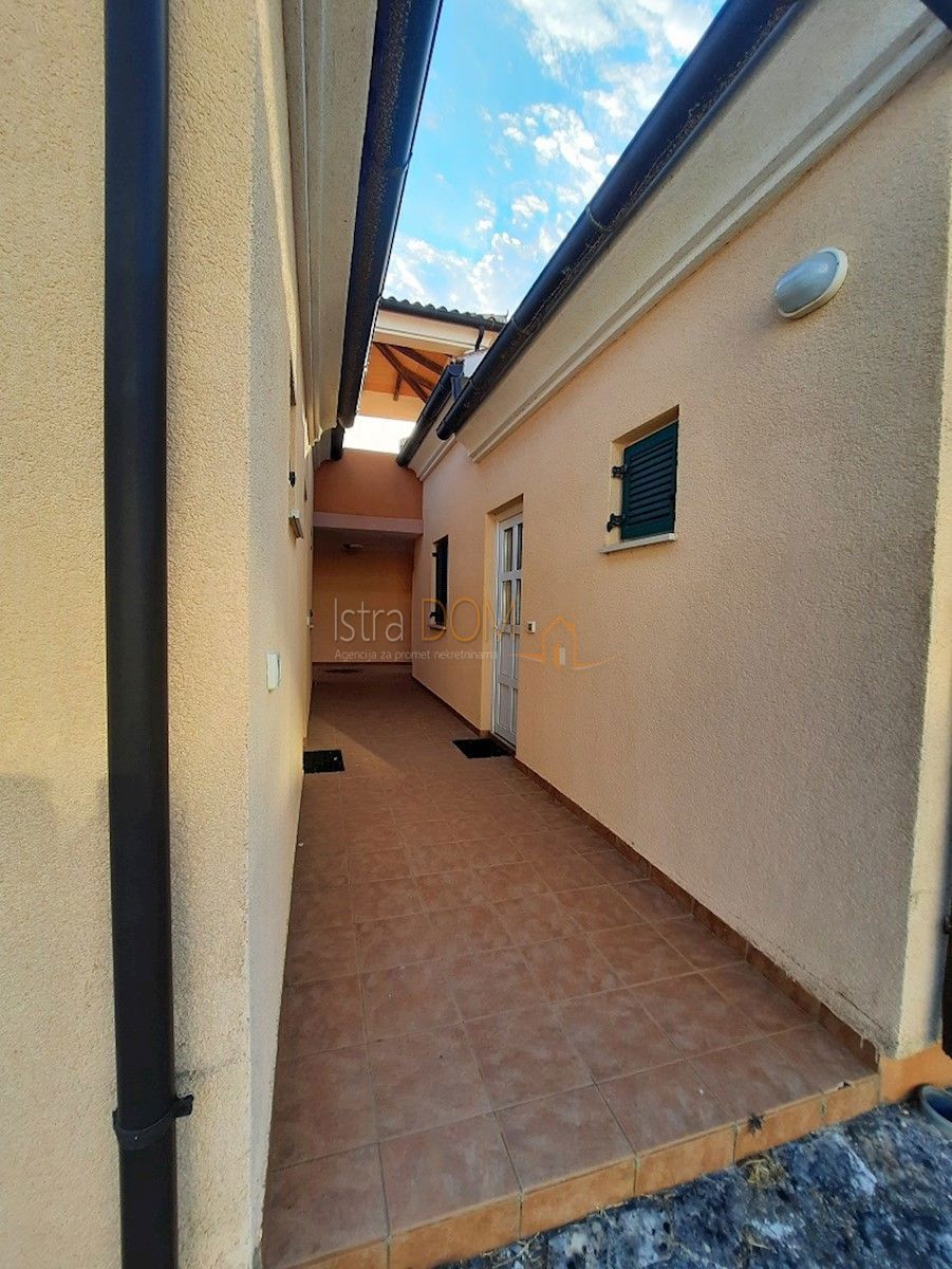 Casa Banjole, Medulin, 375m2