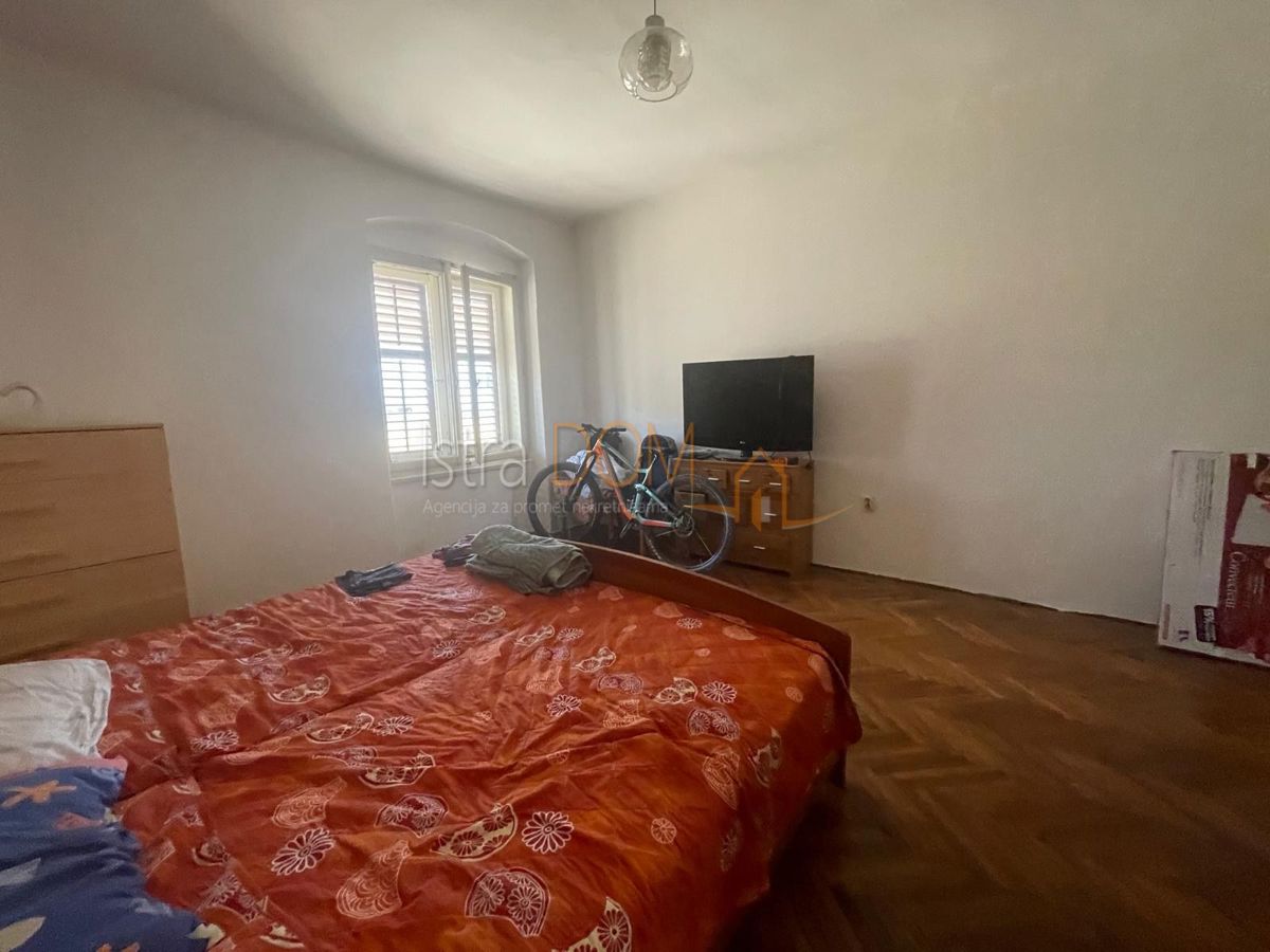 Appartamento Kaštanjer, Pula, 71m2