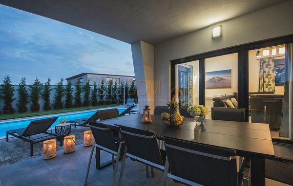 Casa Centar, Pula, 180m2