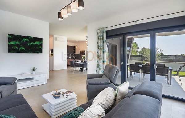 Casa Centar, Pula, 180m2