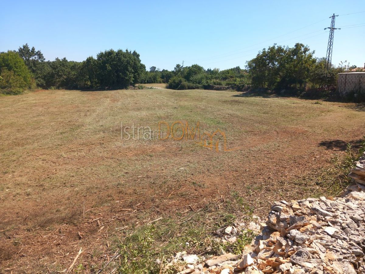 Terreno Butkovići, Svetvinčenat, 1.222m2