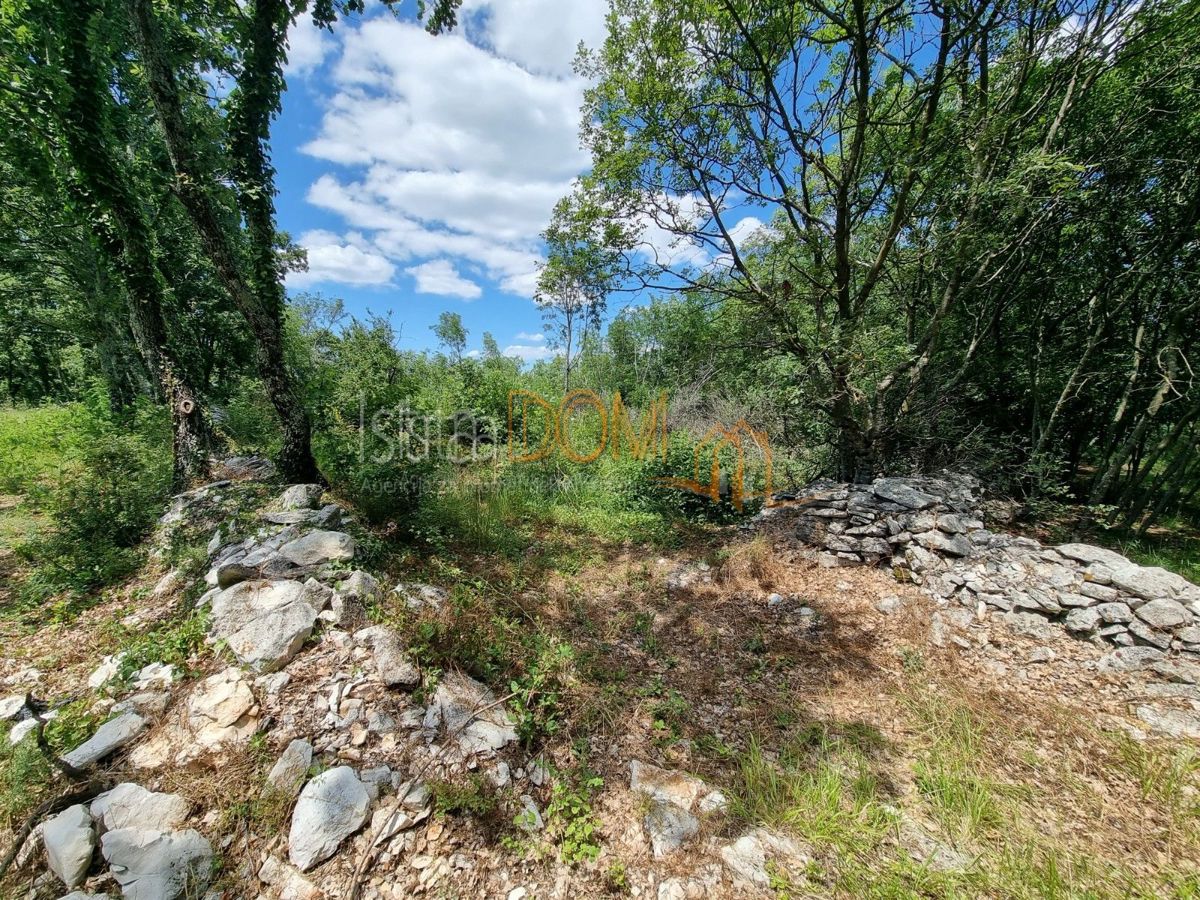 Terreno Tinjan, 1.758m2