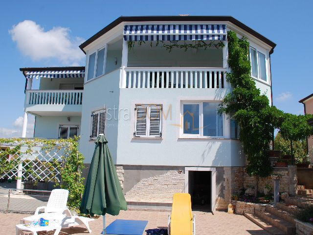 Casa Štinjan, Pula, 360m2