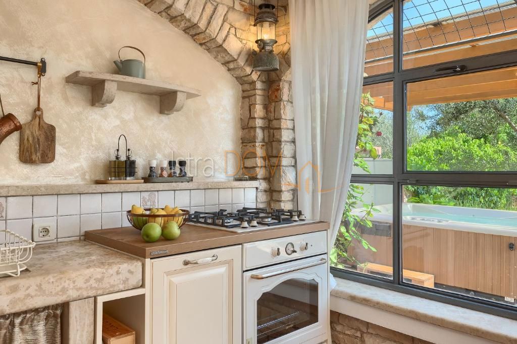 Casa Svetvinčenat, 200m2