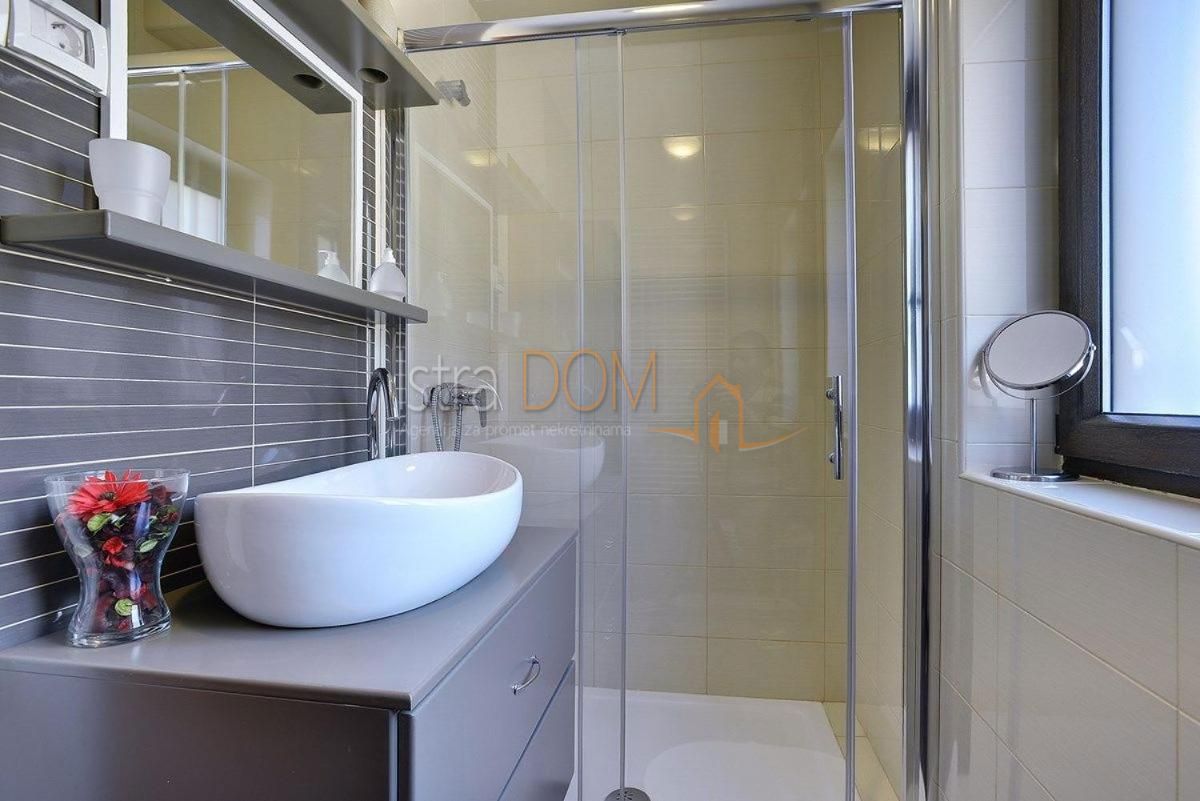 Casa Rovinjsko Selo, Rovinj, 385m2