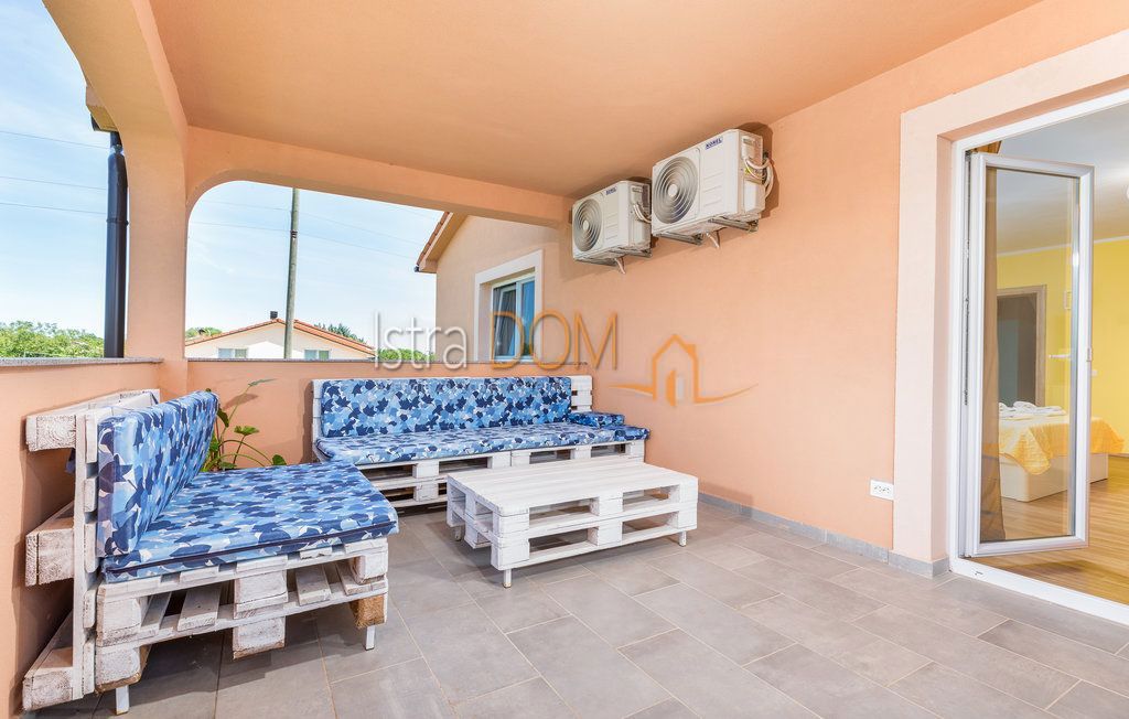 Casa Loborika, Marčana, 299m2