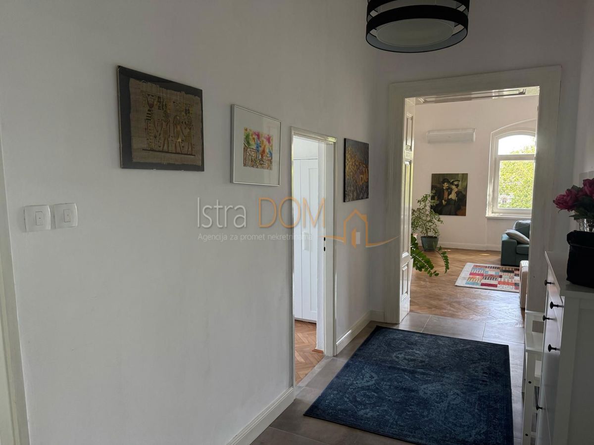 Appartamento Centar, Pula, 100m2