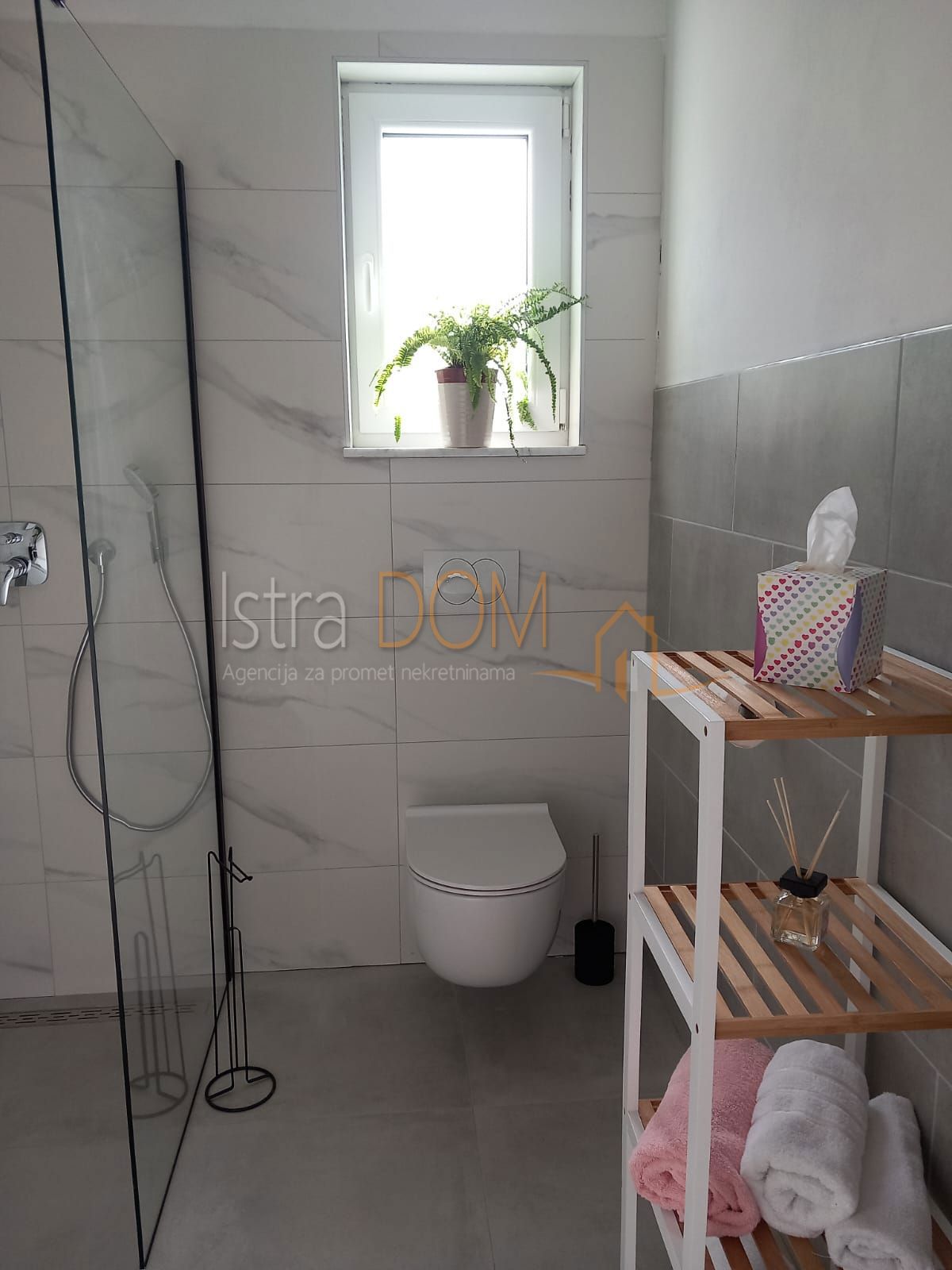 Casa Peruški, Marčana, 165m2