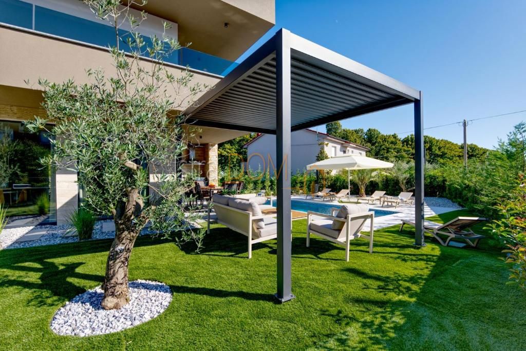Casa Marčana, 235m2