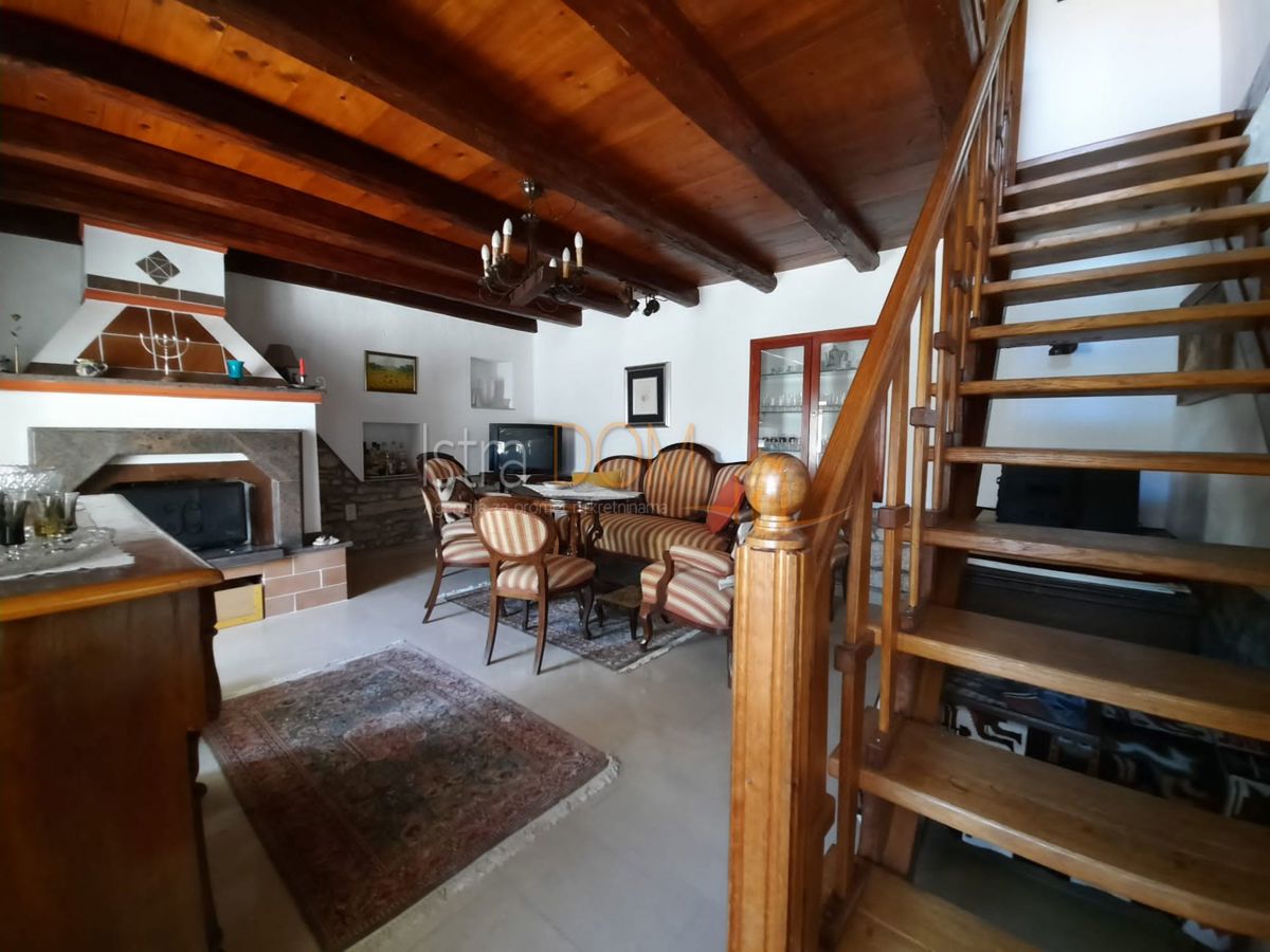 Casa Kavran, Marčana, 175m2