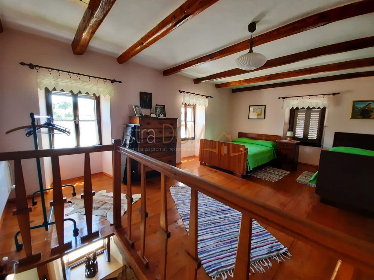Casa Kavran, Marčana, 175m2