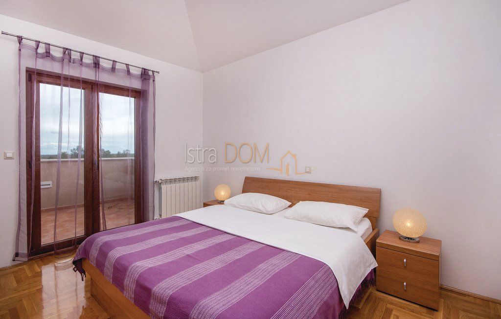 Casa Divšići, Marčana, 170m2