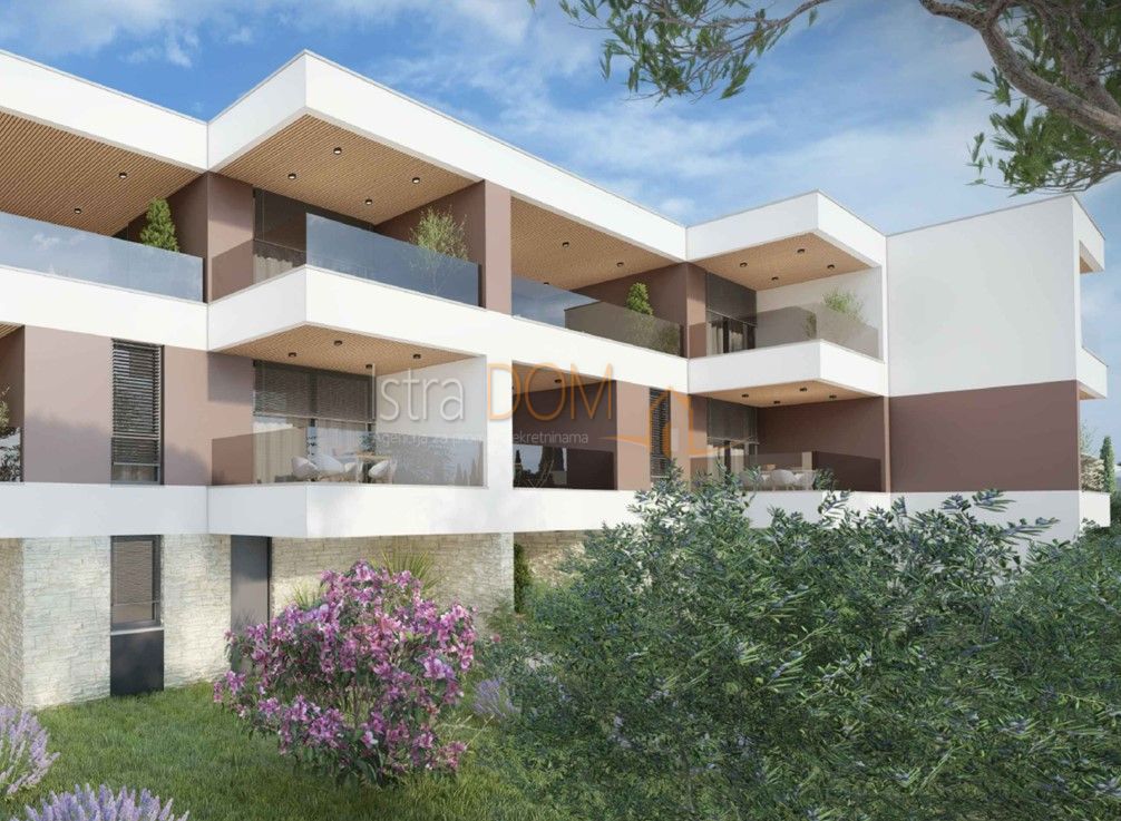 Appartamento Valdebek, Pula, 75m2