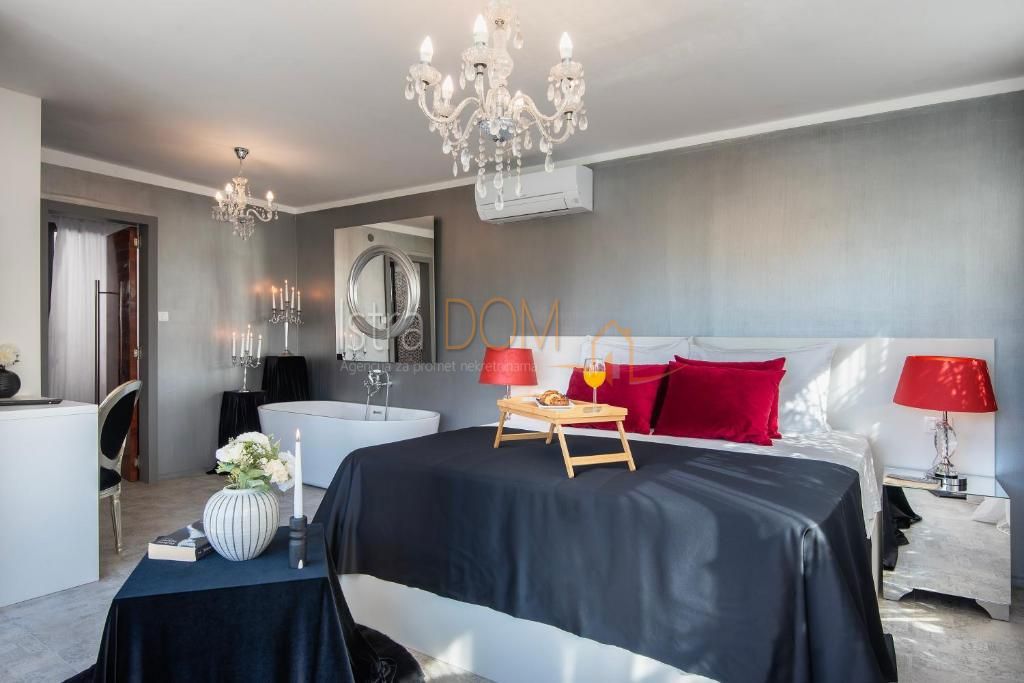 * BOUTIQUE DI LUSSO HOTEL CHEVALIER – MEDULINO *