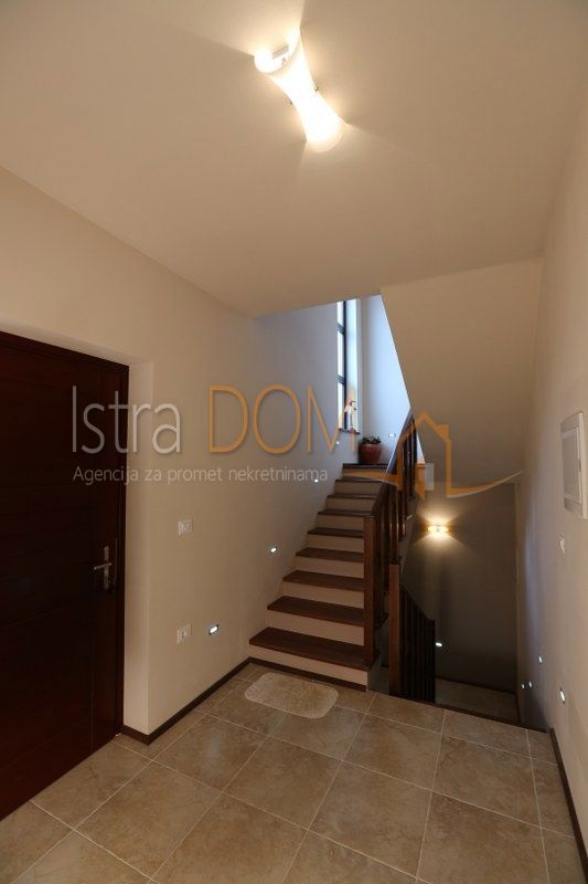 Casa Juršići, Svetvinčenat, 400m2