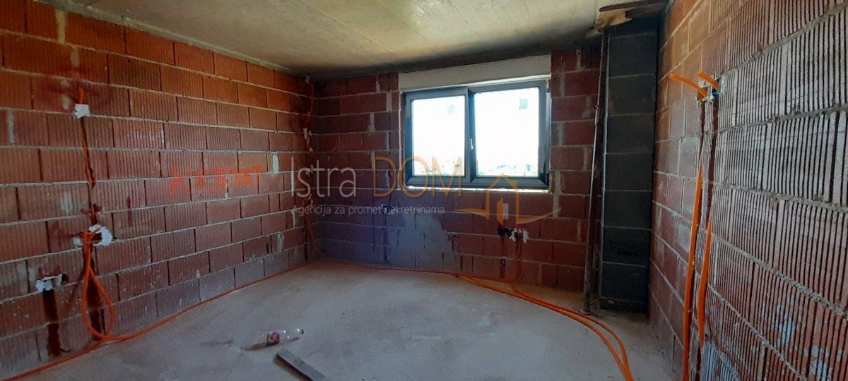 Casa Peruški, Marčana, 206m2