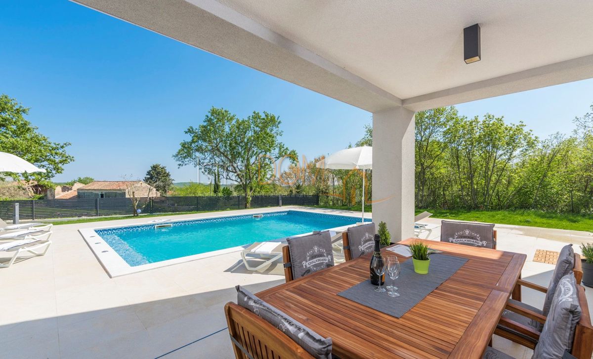 Casa Marčana, 180m2