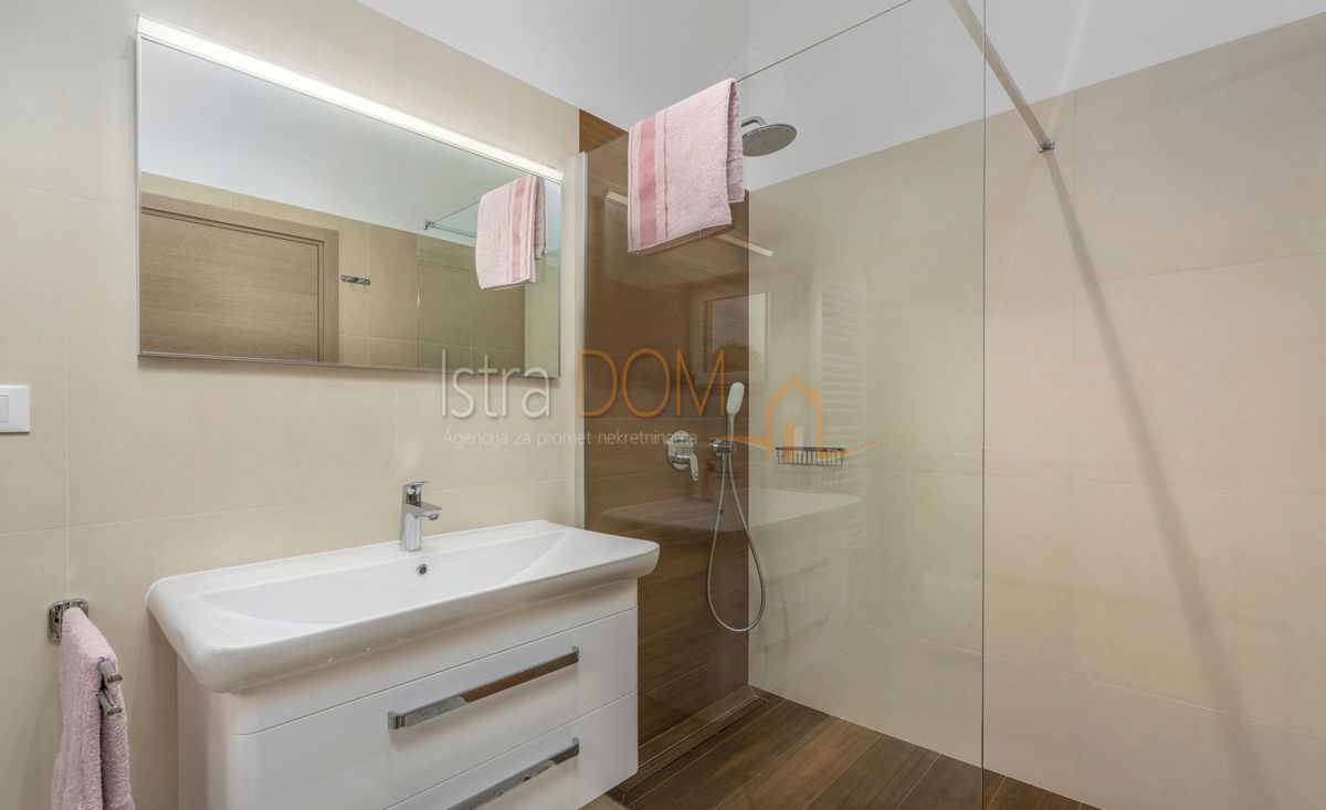 Casa Marčana, 180m2