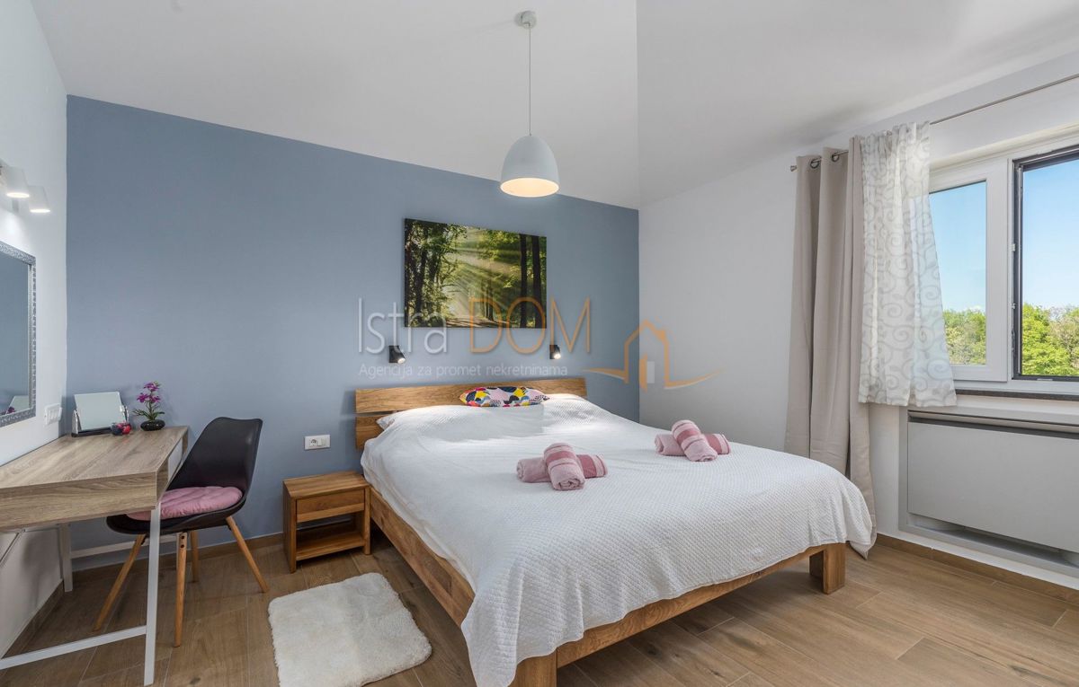 Casa Marčana, 180m2