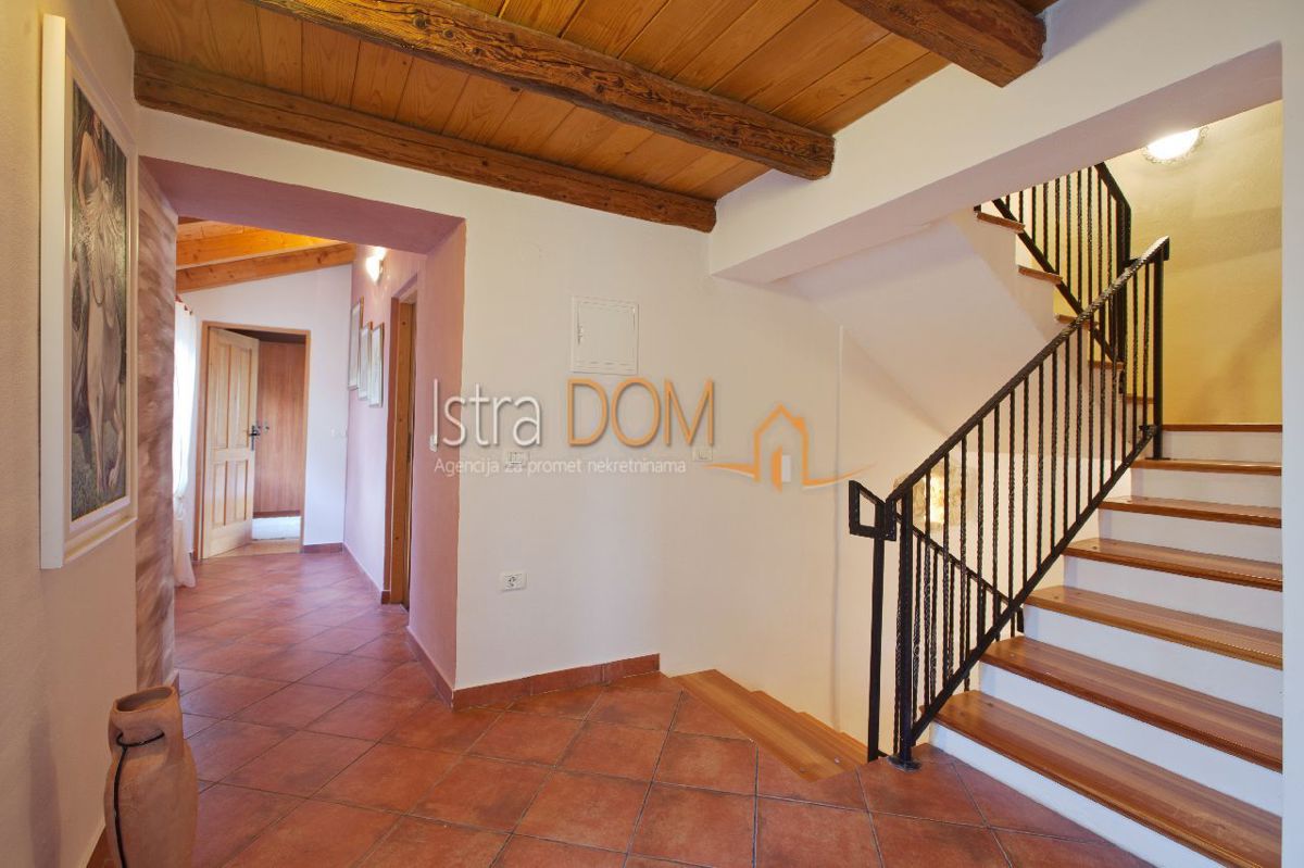 Casa Marčana, 180m2