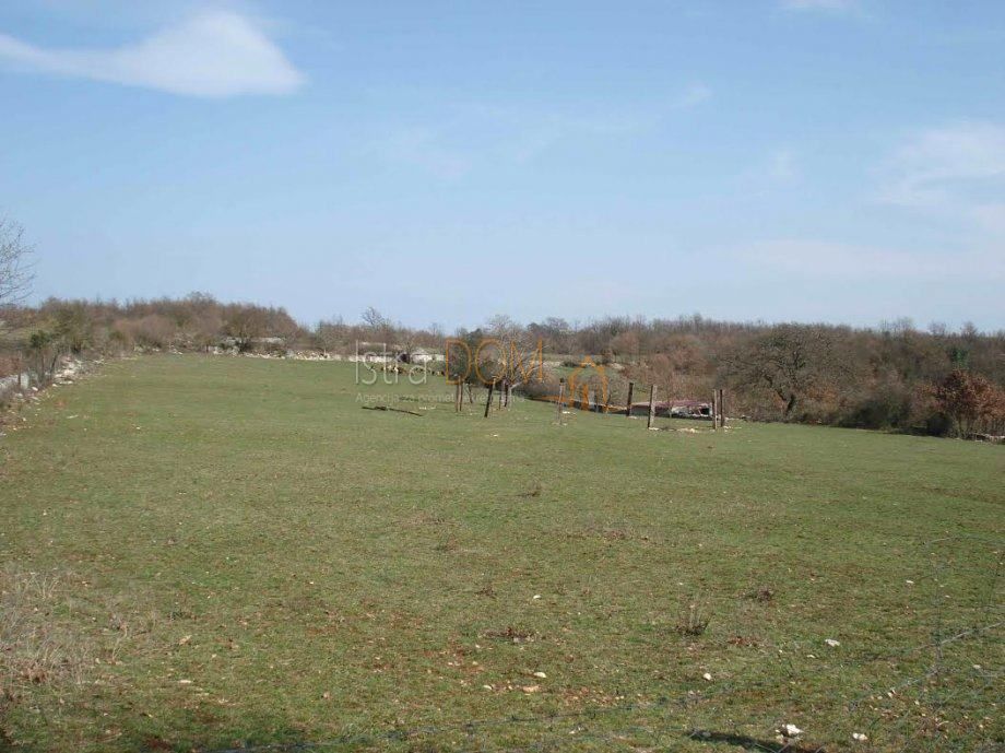 Terreno Modrušani, Žminj, 72.561m2