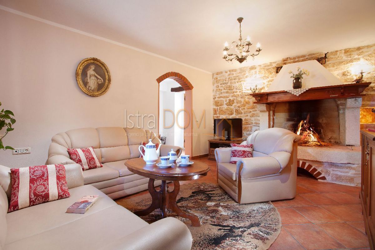 Casa Marčana, 180m2