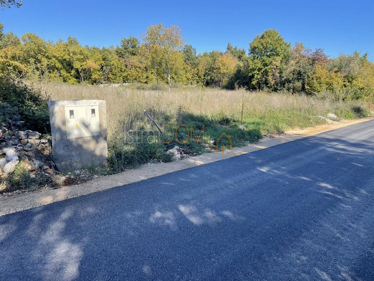 Terreno Peruški, Marčana, 862m2