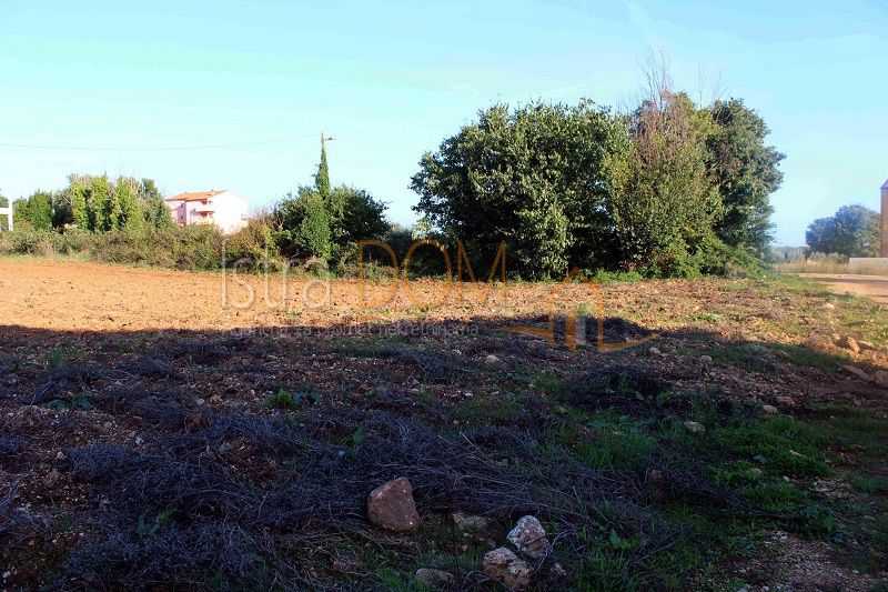 Terreno Pomer, Medulin, 1.633m2