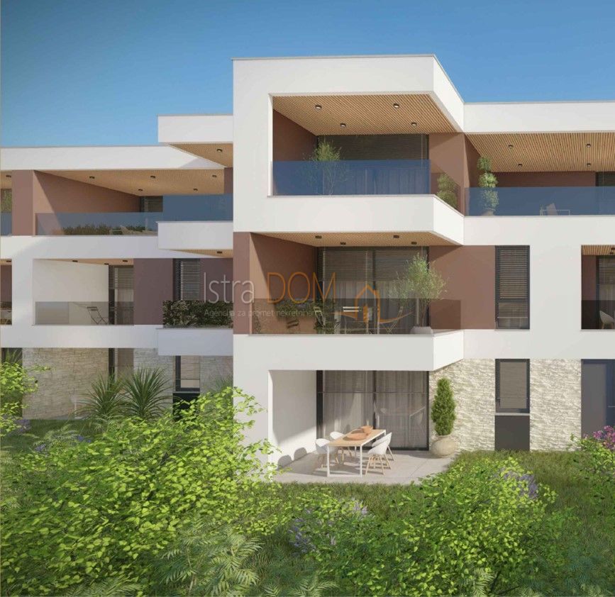 Appartamento Valdebek, Pula, 75m2