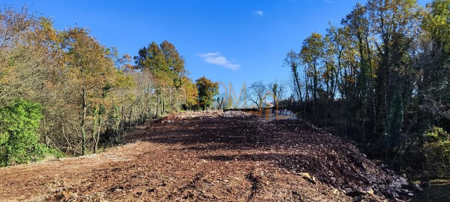 Terreno Rojnići, Barban, 910m2