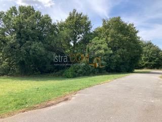 Terreno Ladići, Kanfanar, 1.461m2