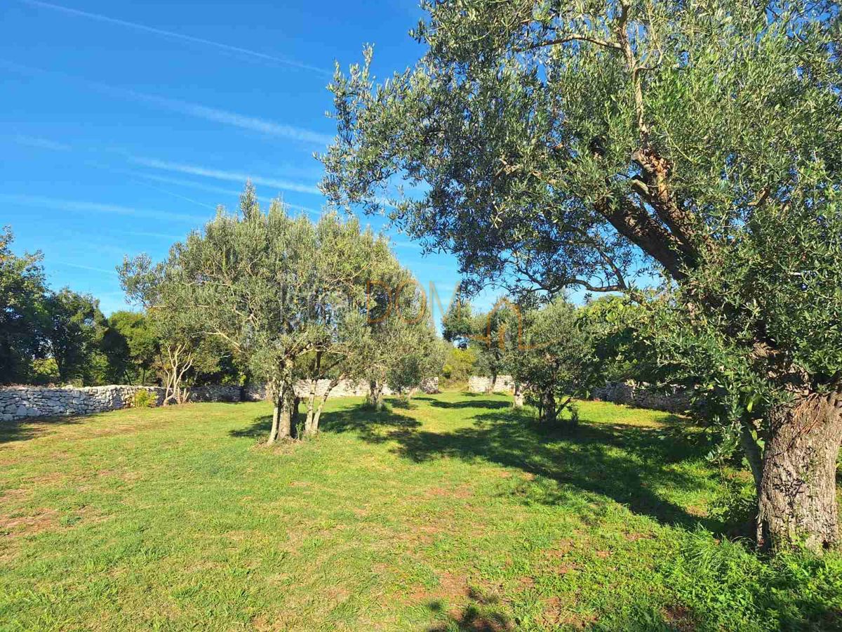 Terreno Peroj, Vodnjan, 1.144m2