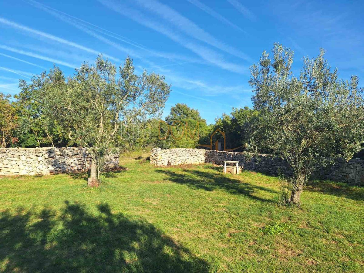 Terreno Peroj, Vodnjan, 1.144m2