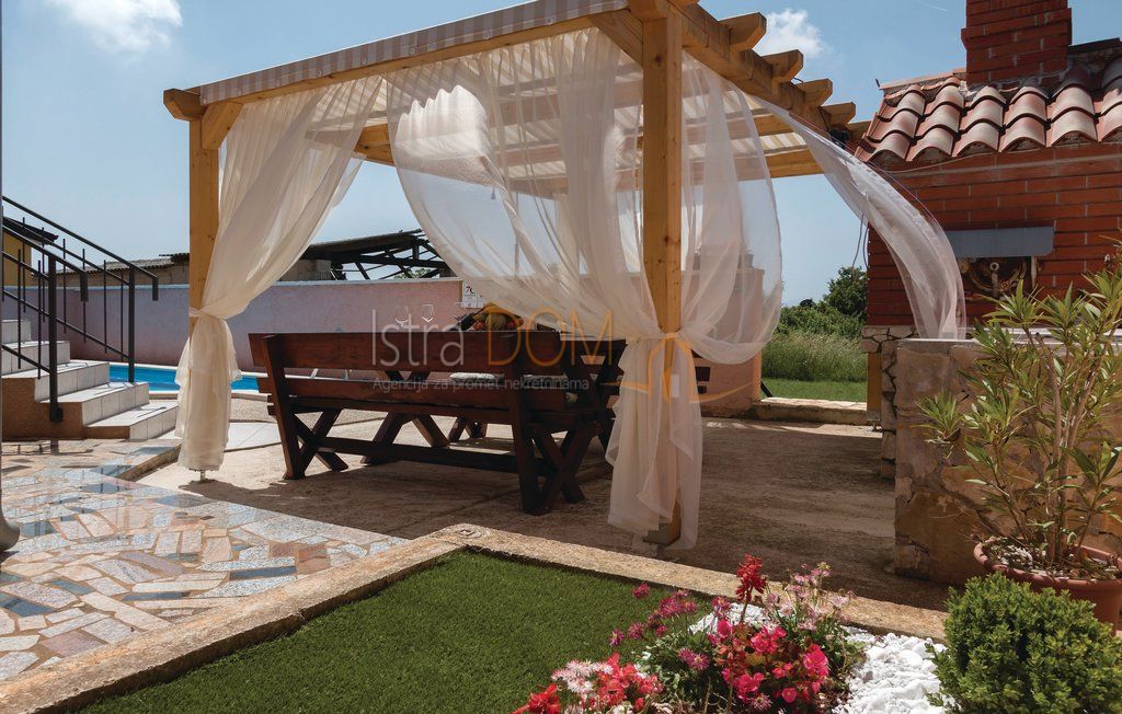 Casa Busoler, Pula, 180m2