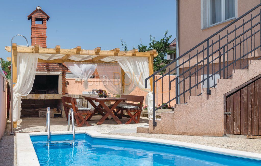 Casa Busoler, Pula, 180m2