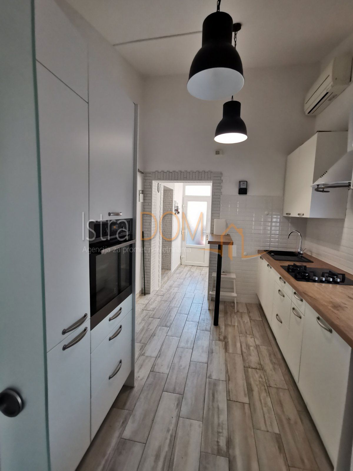 Casa Pomer, Medulin, 200m2