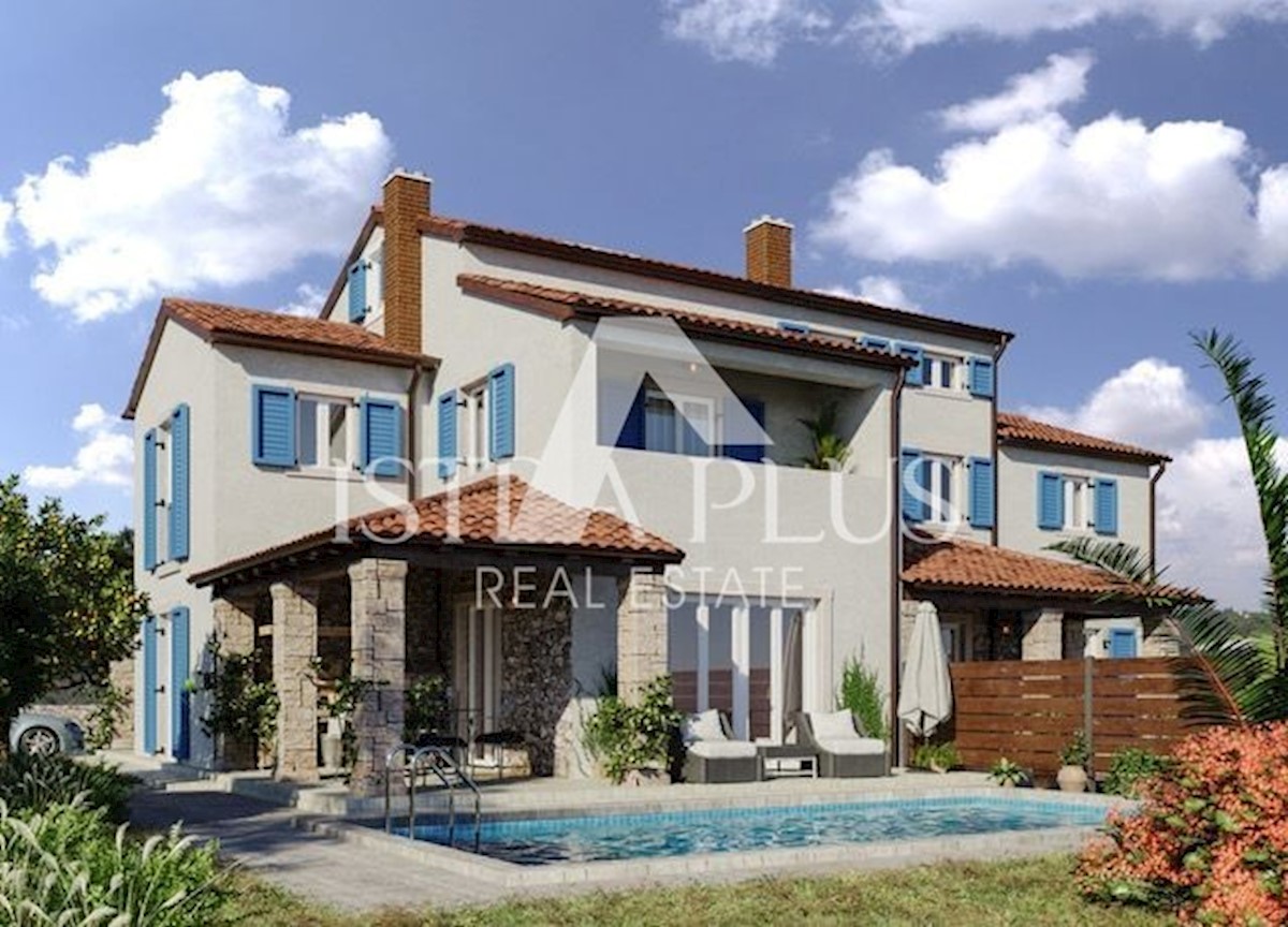 Poreč - Casa bifamiliare a 1 km dal mare