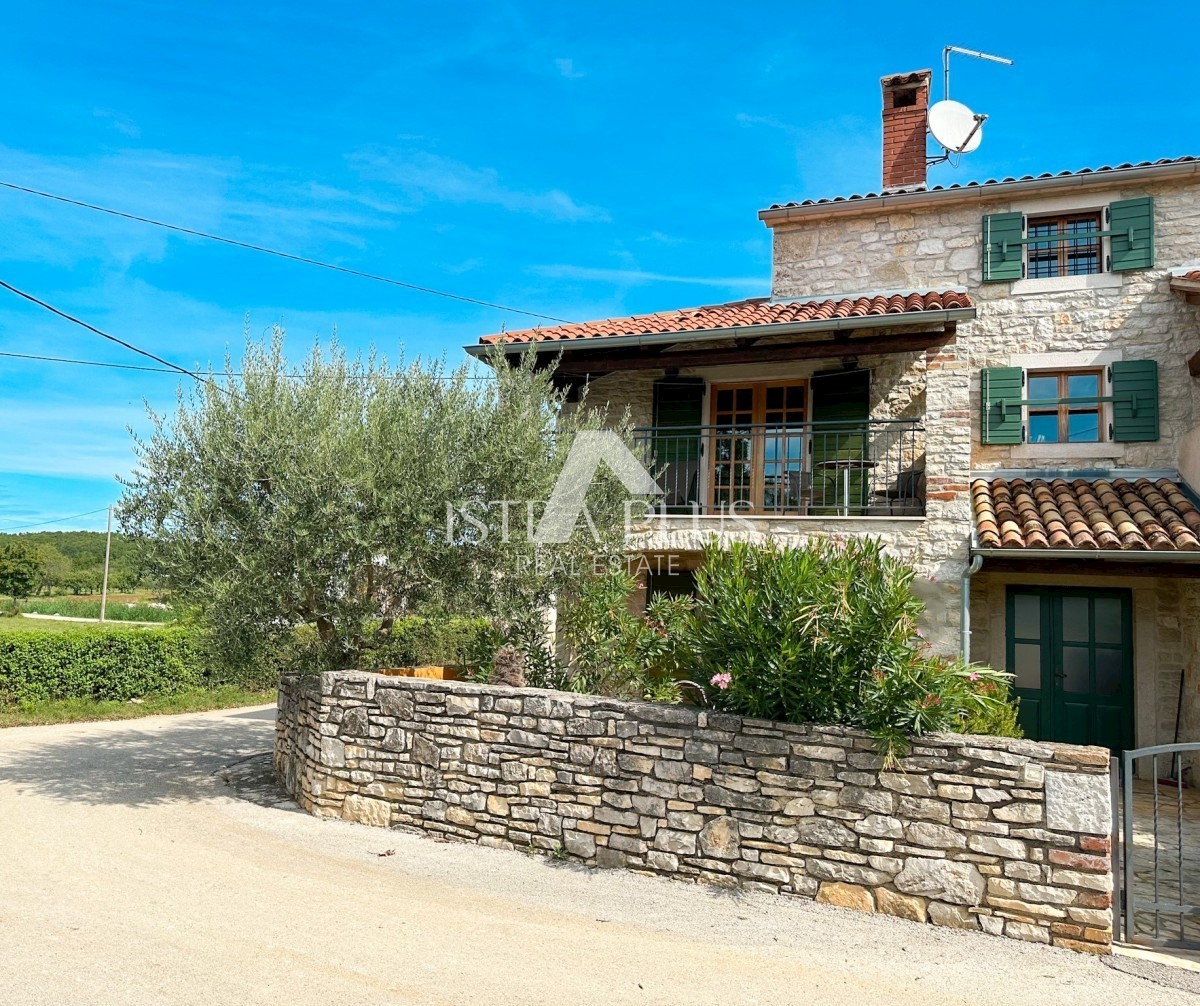 Casa, l'ultima della fila - Parenzo