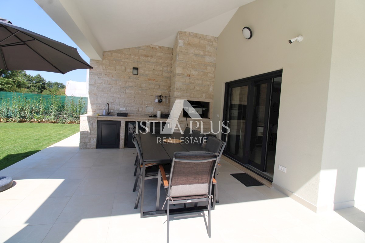 Villa di lusso con piscina, a 2 km dal mare - Parenzo