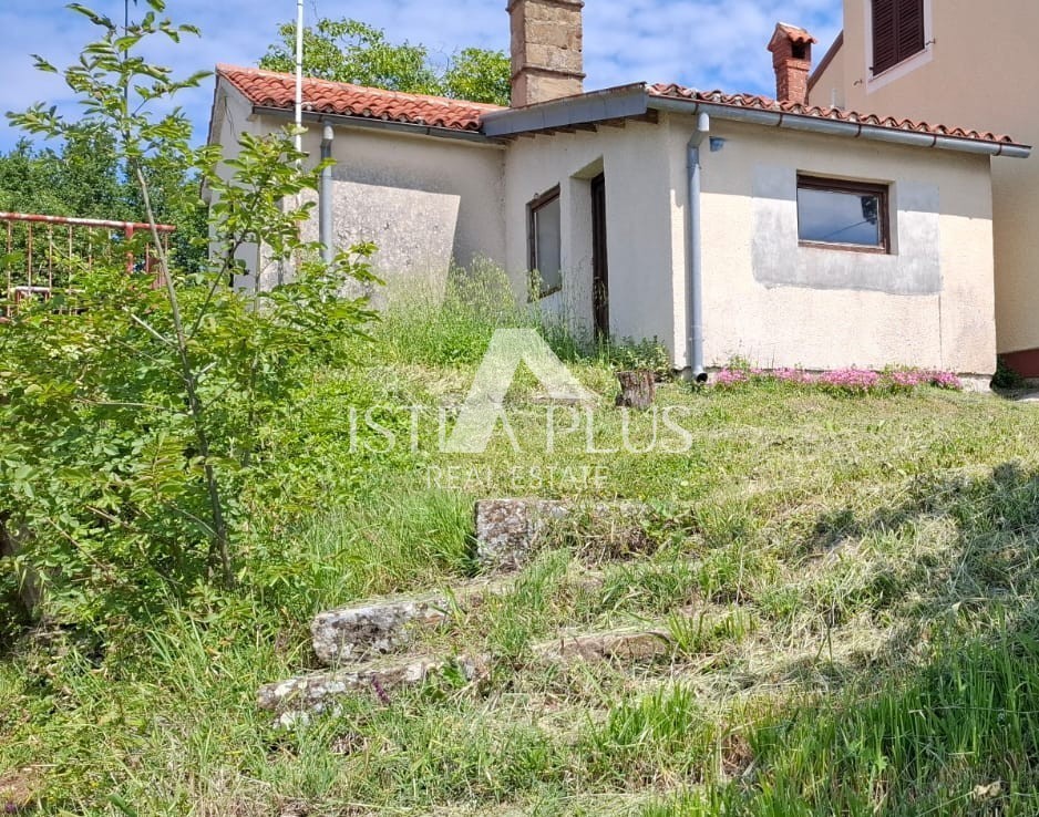 Esclusivo! Casa con vista aperta sul mare e sul paesaggio istriano!