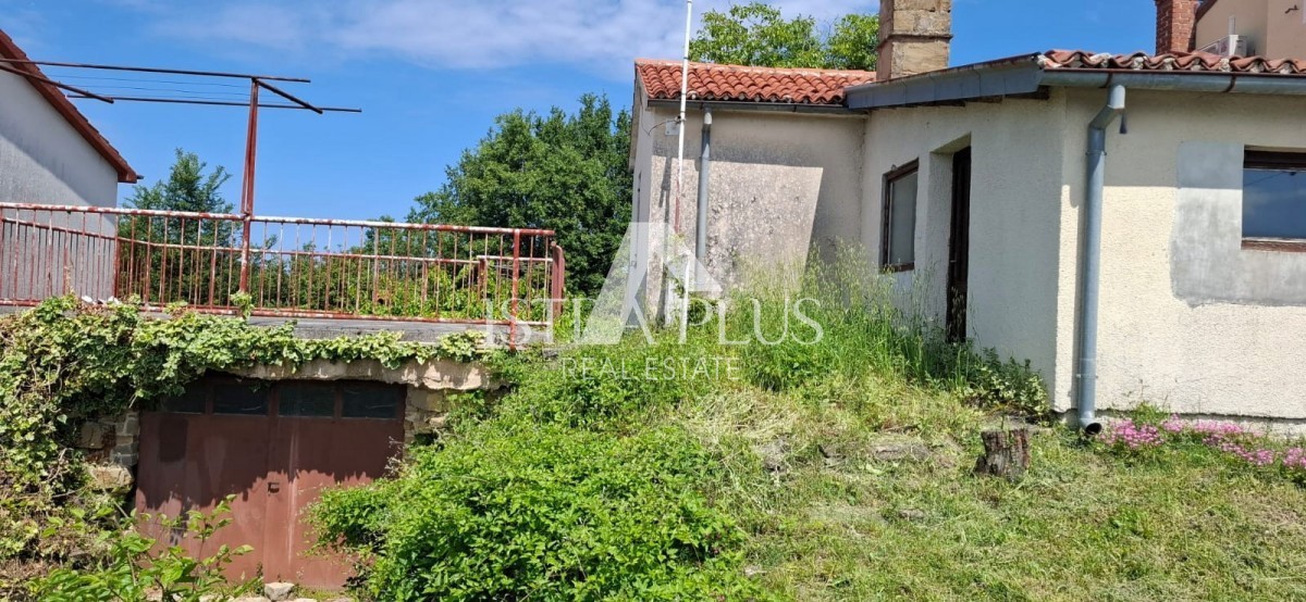 Esclusivo! Casa con vista aperta sul mare e sul paesaggio istriano!
