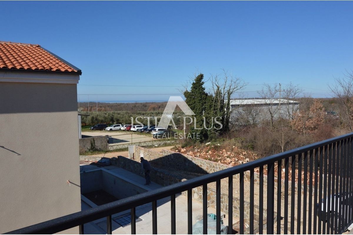 Istria, zona Parenzo, Villa con piscina e vista mare!