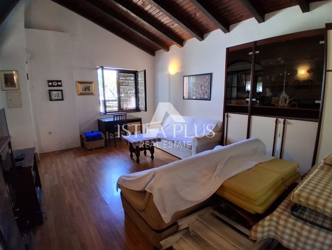 Casa a schiera con tre camere da letto a soli 400 metri dal mare