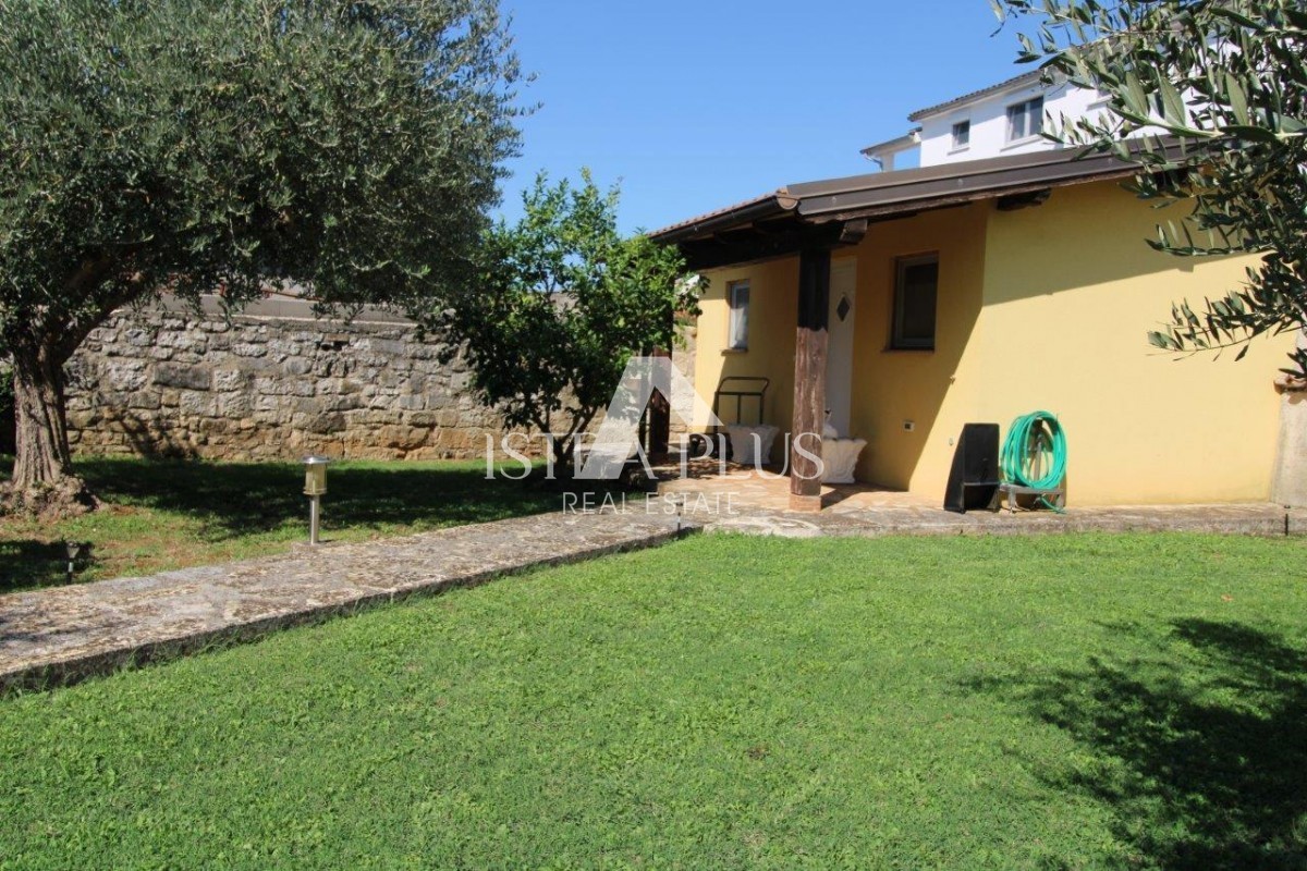Istria, Bellissima proprietà proprio vicino a Parenzo 2km!!
