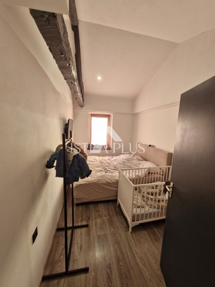 Casa familiare con due appartamenti separati vicino a Parenzo