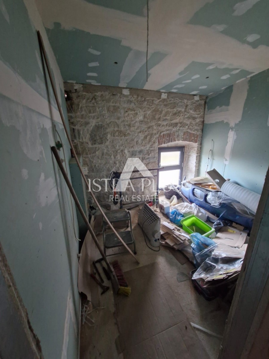 Casa in pietra ristrutturata vicino a Parenzo