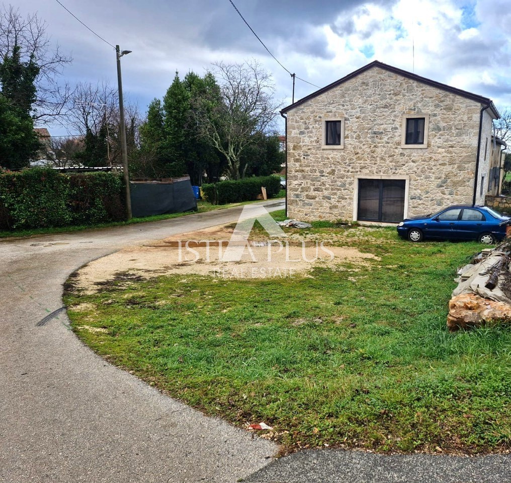 Casa in pietra ristrutturata vicino a Parenzo